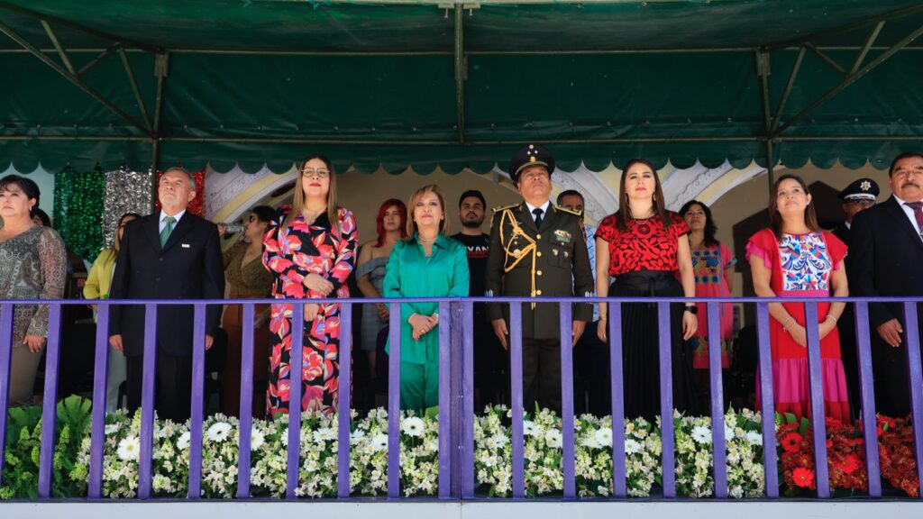 ENCABEZÓ GOBERNADORA DESFILE CÍVICO MILITAR DE LA INDEPENDENCIA DE MÉXICO