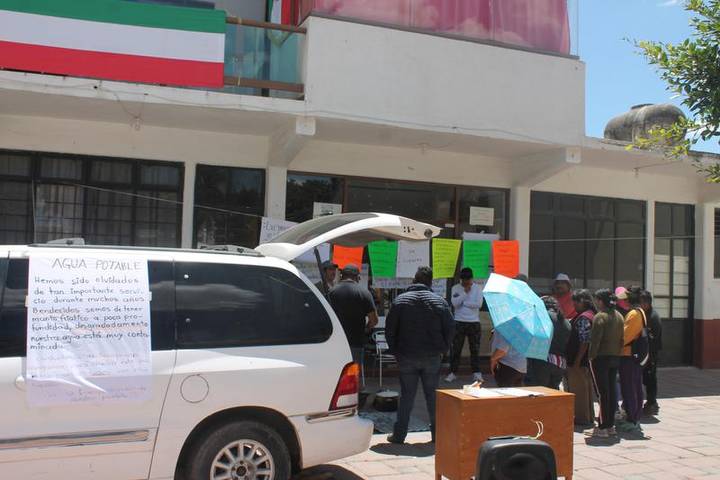 Toman Presidencia De Comunidad De Xocoyucan En Ixtacuixtla