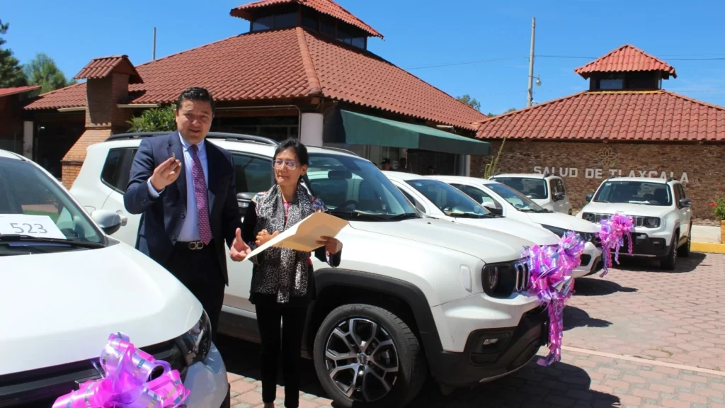 Refuerza Sector Salud Servicios Médicos Para La Población Con Equipamiento Vehicular