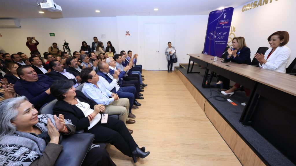 Entregó Gobernadora Boletos Gratuitos Del Mundial De Voleibol De Playa A Autoridades Municipales