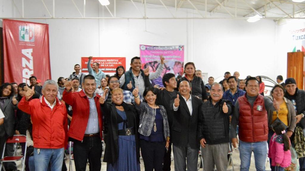 Estructura de Evangelina Paredes y Bernardino Palacios   se adhiere al PRI