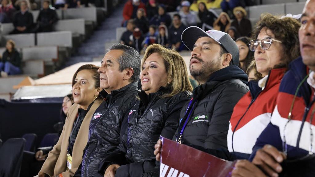 Asistió Gobernadora A Partido De Voleibol De Playa En Apizaco