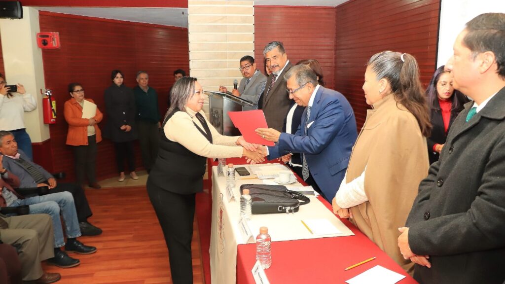 Reciben Académicos De La Uatx Apoyos Y Reconocimientos Del PRODEP