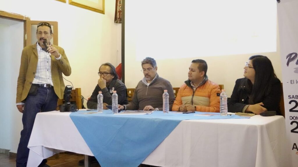 Presentan colectivo artístico el festival “Petatearte”