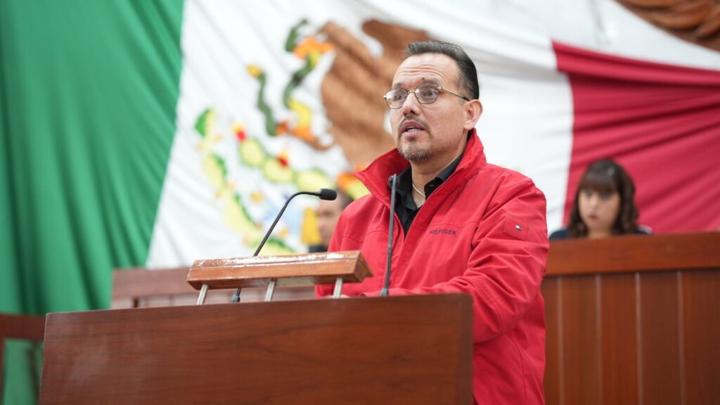 Un insulto, reformas al Artículo 67 de la Constitución Local: diputado Manuel Cambrón Soria.