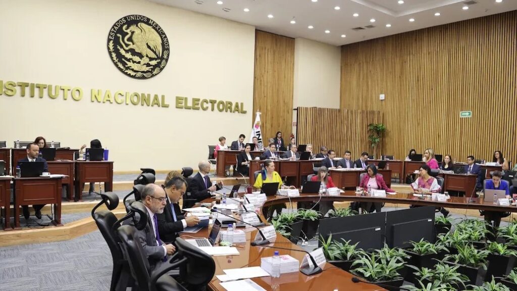Consejeros se hacen bolas, El INE rechaza postular a 5 mujeres para gubernaturas de 2024; llamará a otra sesión