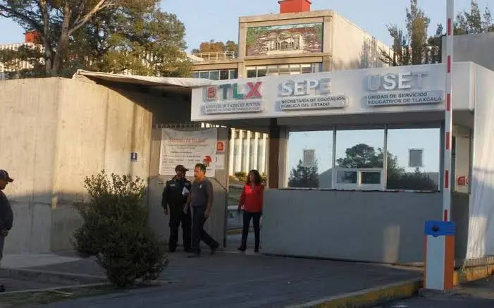 Acuerdan SEPE-USET y SNTE 8 suspensiones de clases en lo que resta del ciclo escolar 2023-2024.