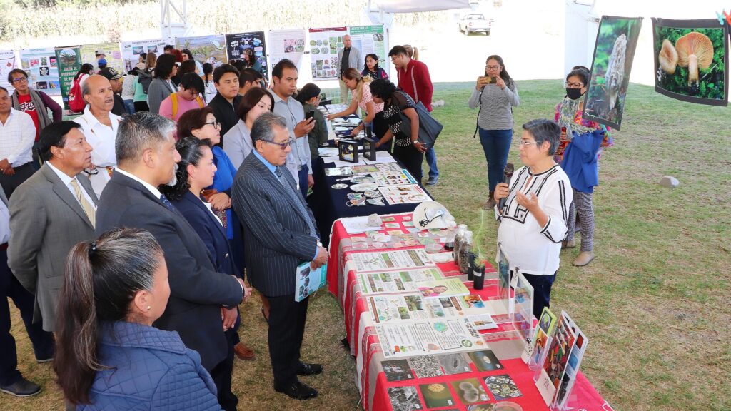 Celebró UATx aniversario del Centro de Investigaciones en Ciencias Biológicas