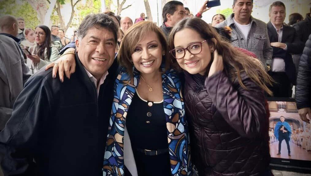 Vicente Morales, Lorena Cuéllar y Fernanda Espinoza de los Monteros Cuéllar
