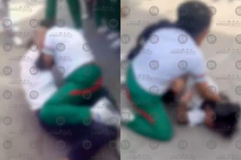 Captan en video a alumnas de secundaria agarrándose a golpes en Tlaxcala