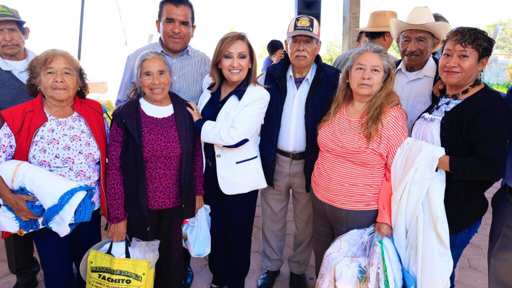 ENTREGÓ GOBERNADORA OBRAS PÚBLICAS EN CUAXOMULCO; BENEFICIAN A MIL 500 HABITANTES