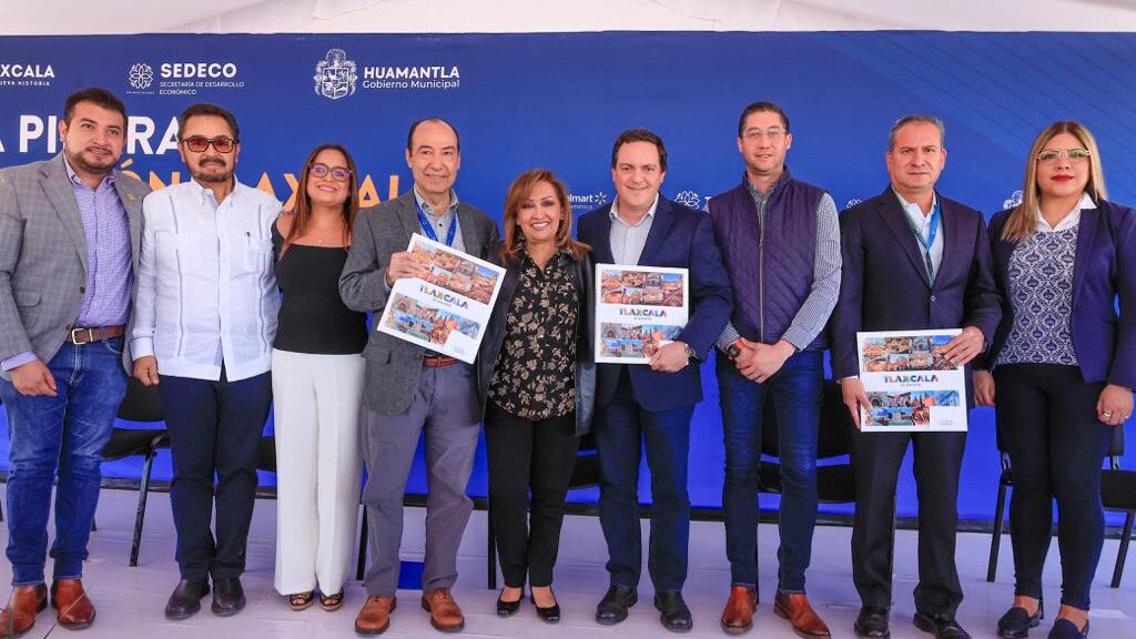 COLOCÓ GOBERNADORA PRIMERA PIEDRA DEL CEDIS WALMART EN HUAMANTLA