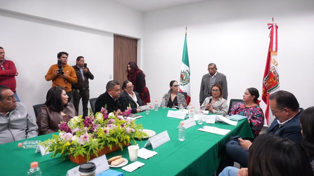 Presentan Sínodo encargado de la evaluación de las personas aspirantes a la designación de Comisionada o Comisionado del IAIP