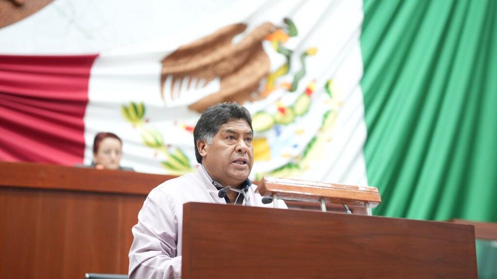 Autoriza LXIV Legislatura a Comité de Administración desincorporación de bienes muebles 