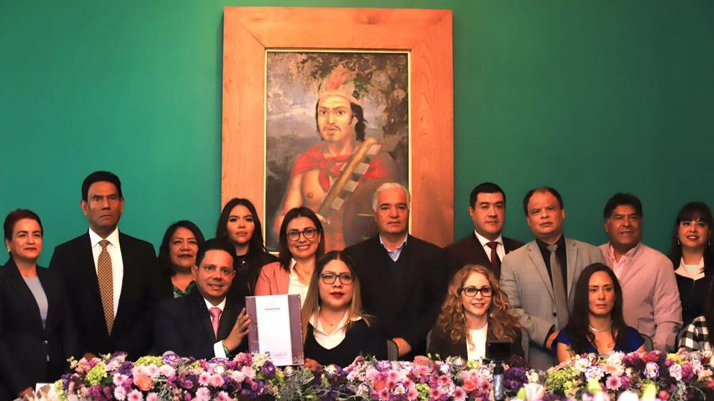 ENTREGÓ EJECUTIVO SEGUNDO INFORME DE ACTIVIDADES AL CONGRESO LOCAL