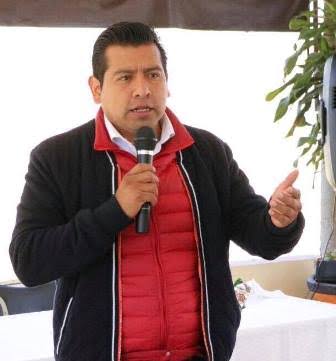 Llama líder estatal de Morena a aspirantes al Senado a la madurez para aceptar resultados de las encuestas
