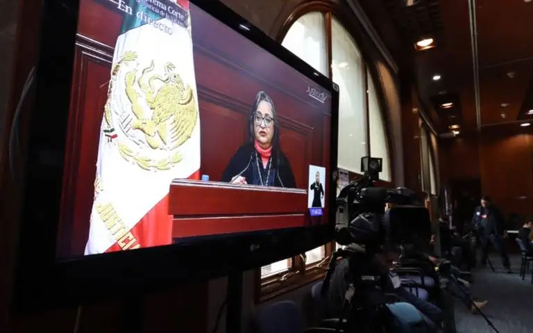 Sin AMLO, ministra Norma Piña llama a trabajar juntos en su primer informe