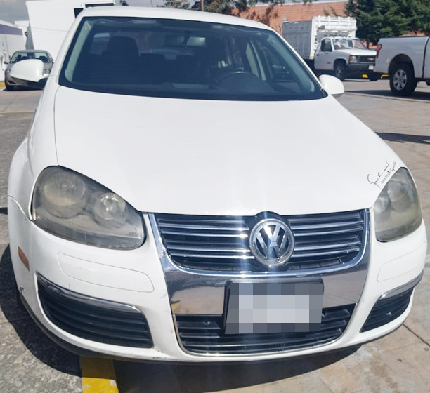 ASEGURA PGJE VEHÍCULO CON NÚMERO DE MOTOR ESMERILADO