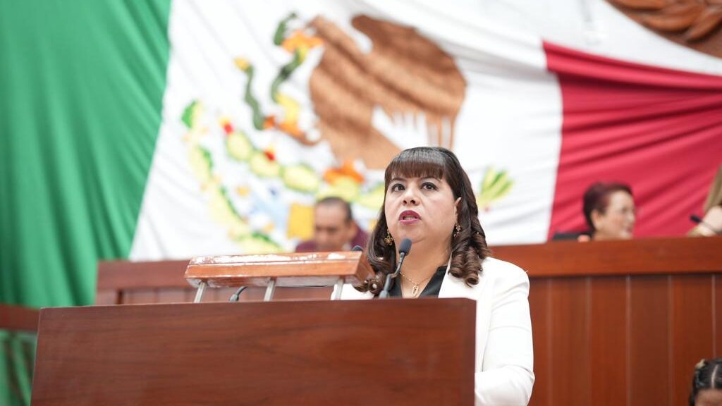 Propone Gabriela Esperanza Brito Jiménez reformar Ley de Educación local