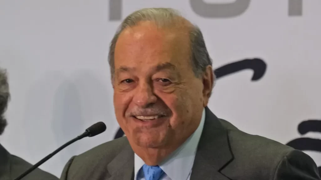 Súper peso y estabilidad macro de México permiten a Carlos Slim superar los 100 mmdd