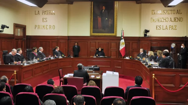 AMLO buscará que ministros actuales de la SCJN sean ratificados a través del voto