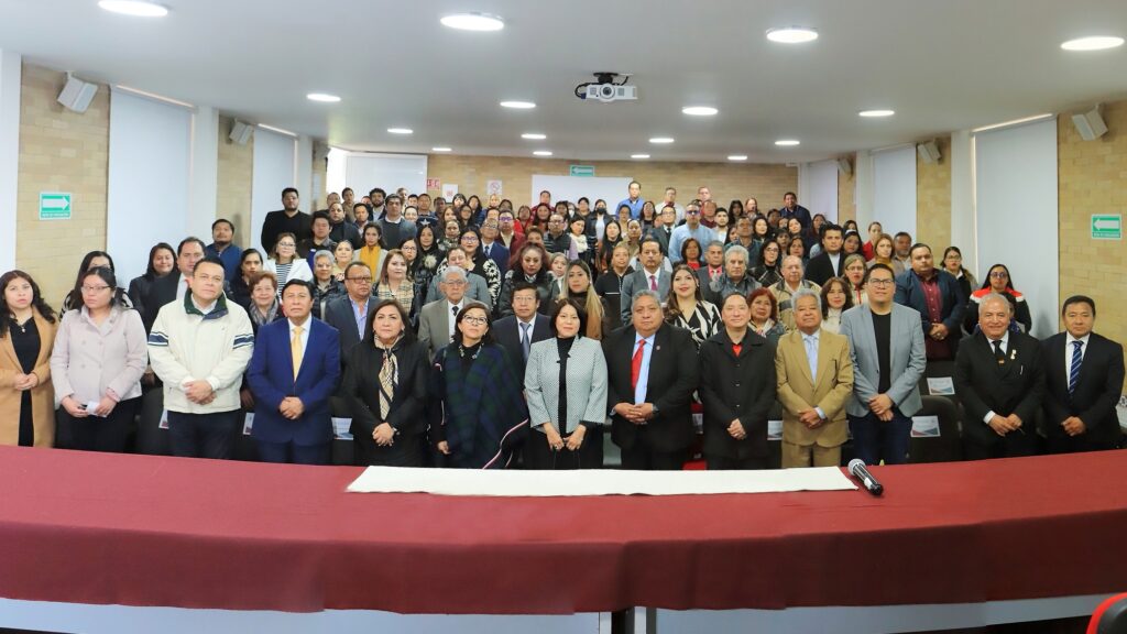 Apuntala UATx la formación cívica y democrática de los estudiantes