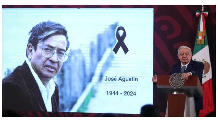 AMLO lamenta la muerte del escritor José Agustín; recomienda su obra a los jóvenes