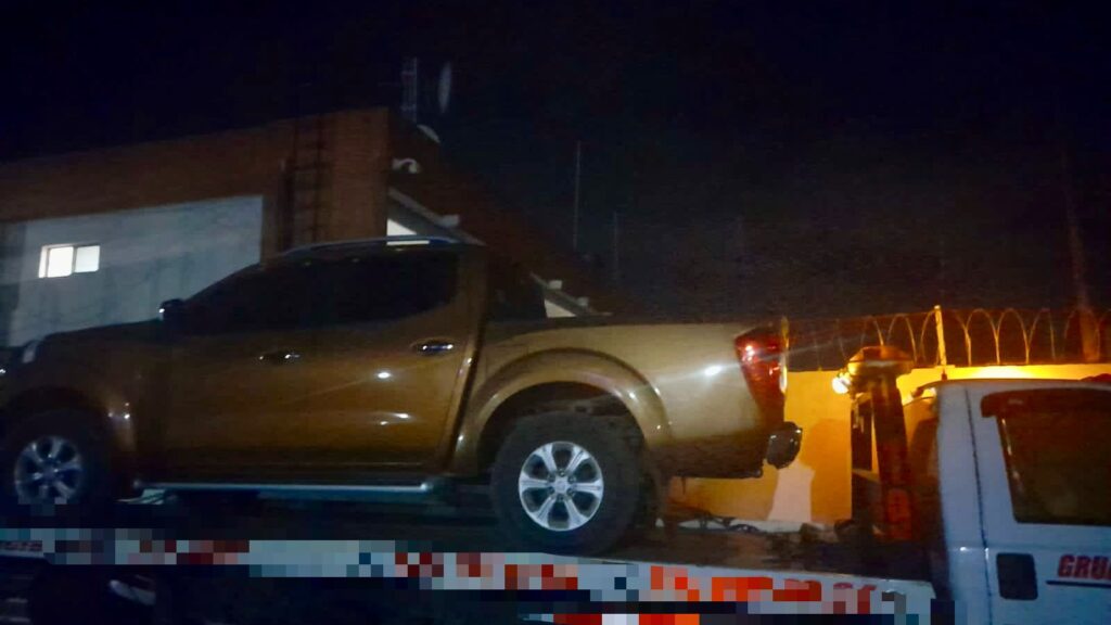 En minutos Policía de Apizaco recupera camioneta robada con violencia.