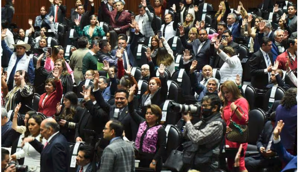 Eliminación de “pluris” en San Lázaro y el Senado dejaría ahorro de 273 mdp al año