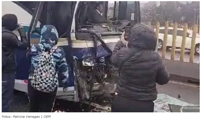 Choque entre autobuses en la México-Puebla deja al menos 14 lesionados
