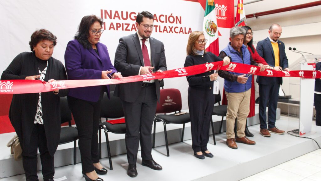 INFONAVIT INAUGURA CENTRO DE SERVICIO EN APIZACO