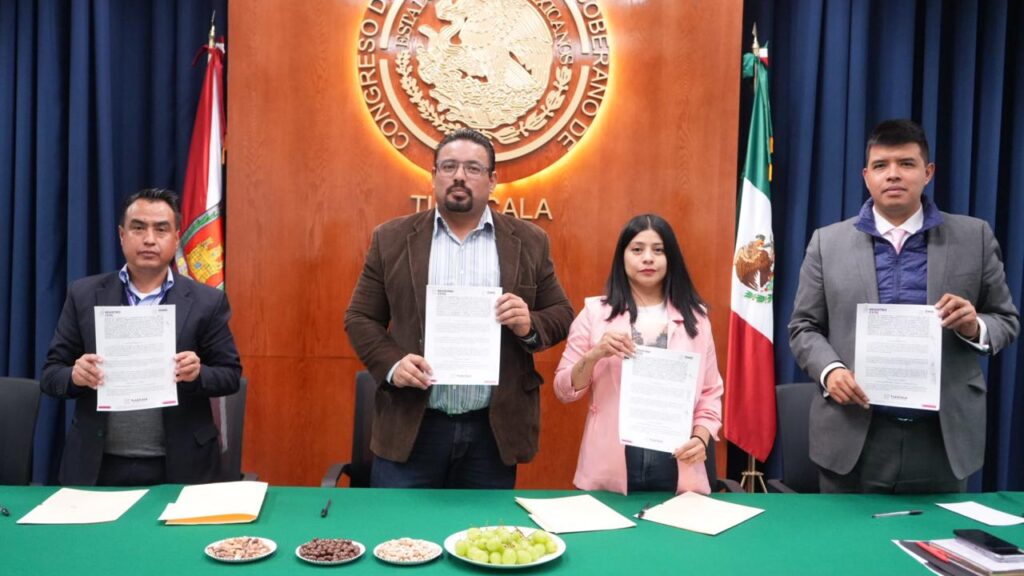 Diputada Fátima Pérez Vargas firma convenio con Registro Civil para acercar trámites al Distrito 11
