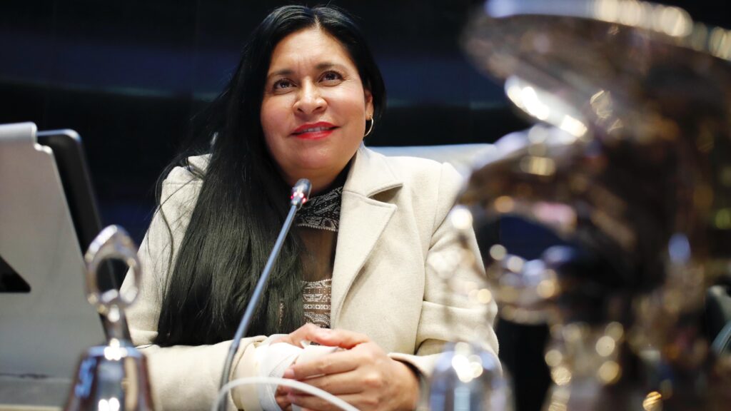 Llama Ana Lilia Rivera a senadores a mantener, en el último tramo de la LXV Legislatura, el compromiso de un diálogo constructivo, de enriquecimiento de ideas y de unidad por el bien común