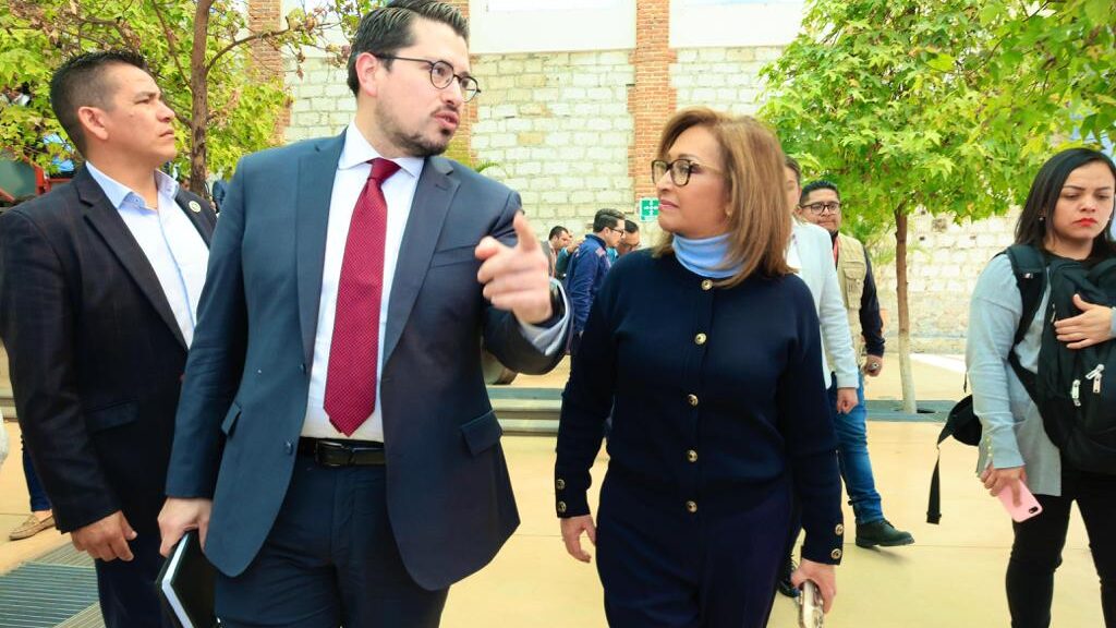PERIODISTAS Y TRABAJADORES INDEPENDIENTES PODRÁN ACCEDER A CRÉDITOS DE VIVIENDA CON INFONAVIT