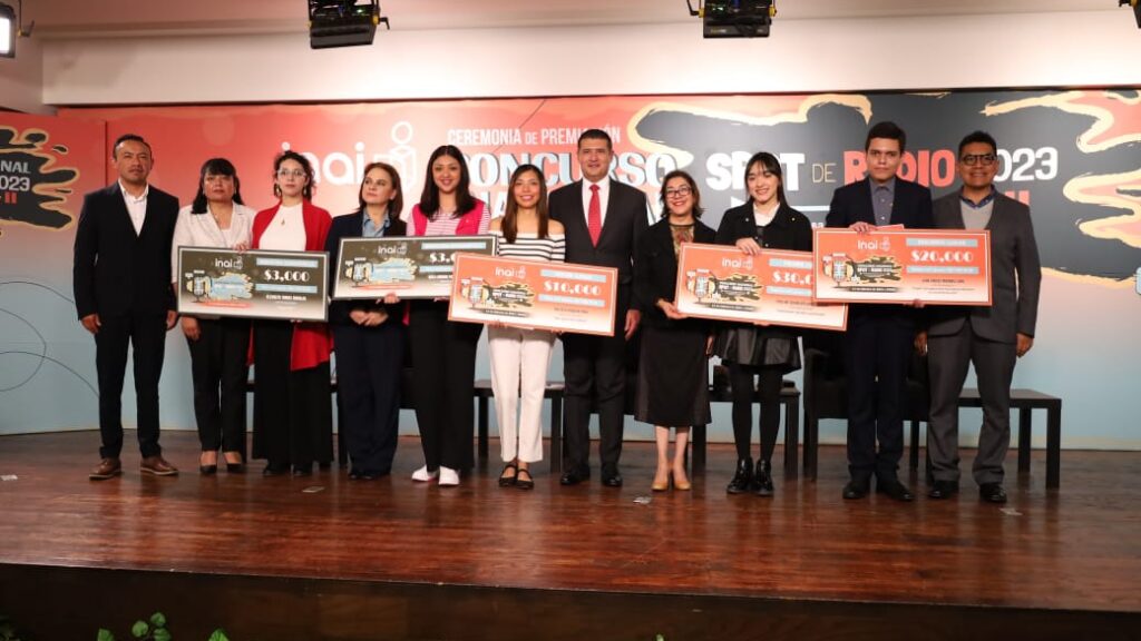 PREMIA INAI A ESTUDIANTES DE TLAXCALA GANADORAS DEL CONCURSO NACIONAL DE SPOT DE RADIO 2023
