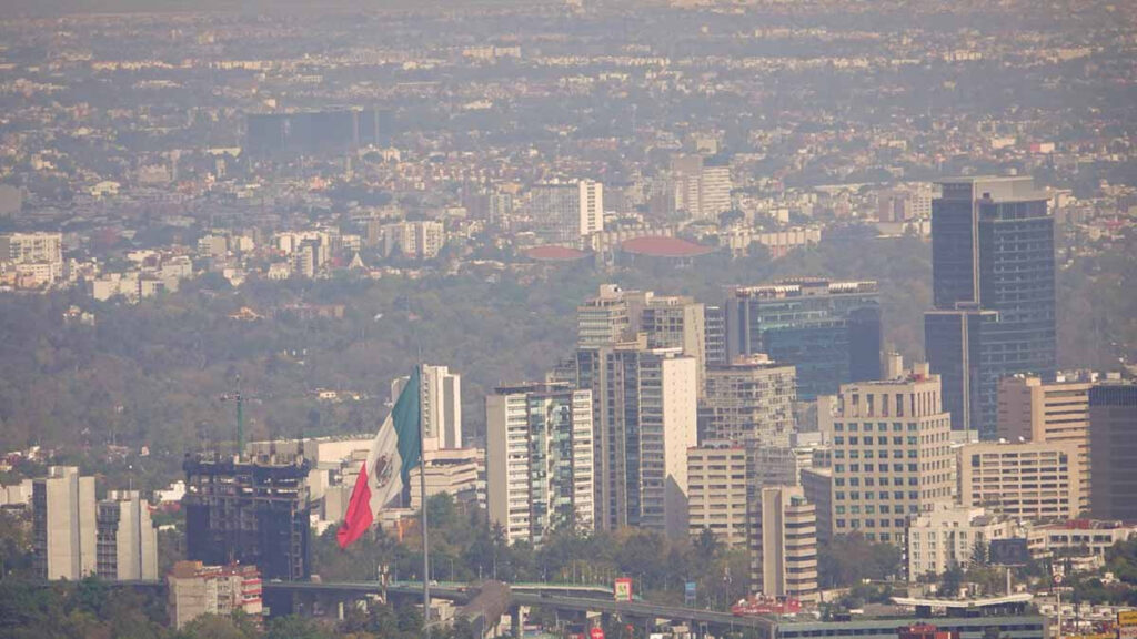 Seguirán restricciones por contingencia ambiental del Valle de México