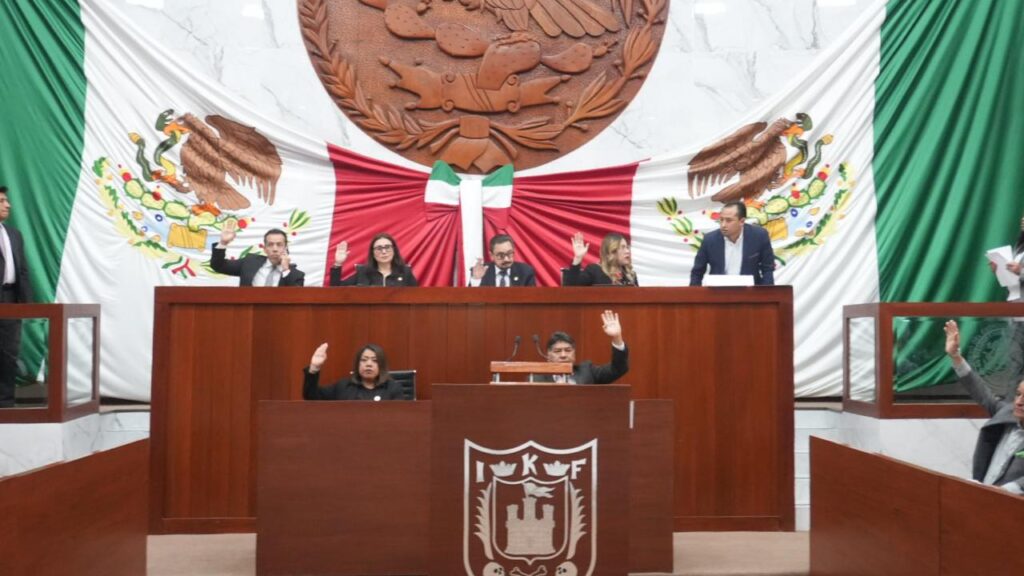 Asumen funciones diputados de la LXIV Legislatura