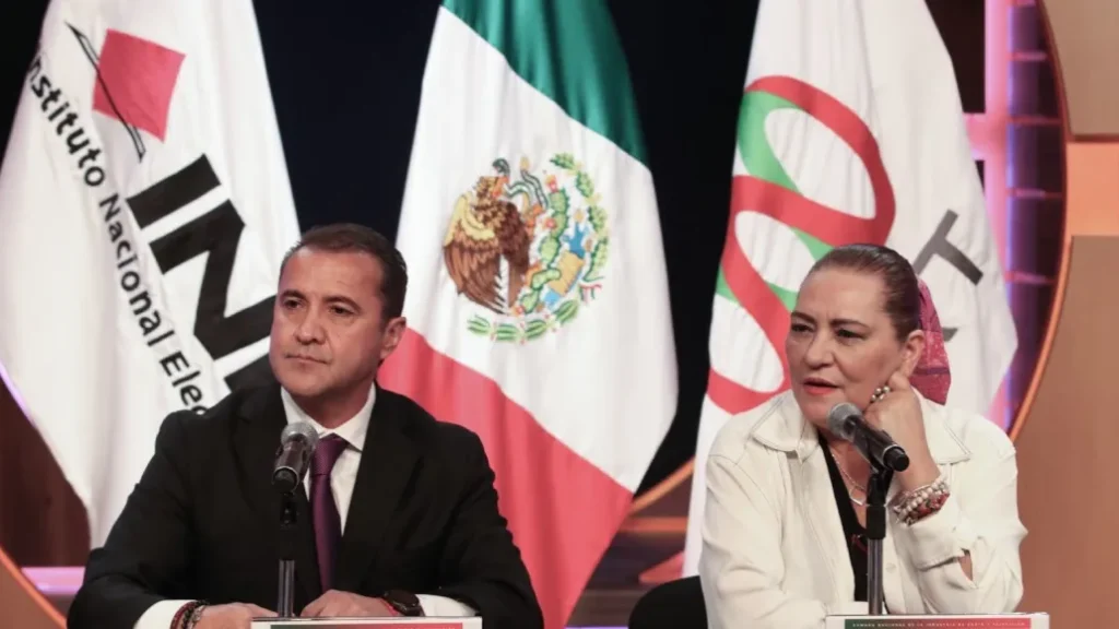 La CIRT hace eco a queja del PAN y pide a sus afiliados no pasar “La Hora Nacional”
