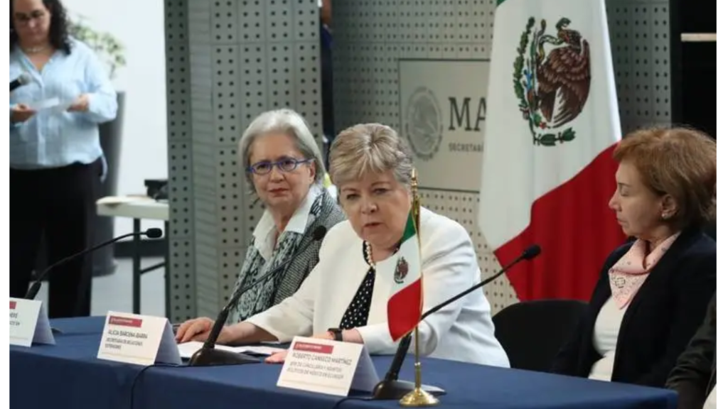 México llevará el conflicto diplomático con Ecuador a instancias internacionales