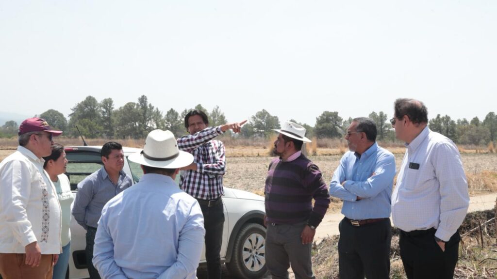 AUTORIDADES DEL IPN RECORREN TERRENOS EN TLAXCALA PARA LA CONSTRUCCIÓN DEL NUEVO EDIFICIO DE LA UPIIT