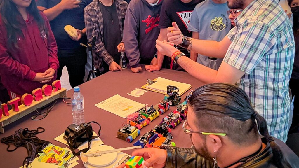 CELEBRAN EN LA UPTX EL 12º TORNEO NACIONAL DE ROBÓTICA