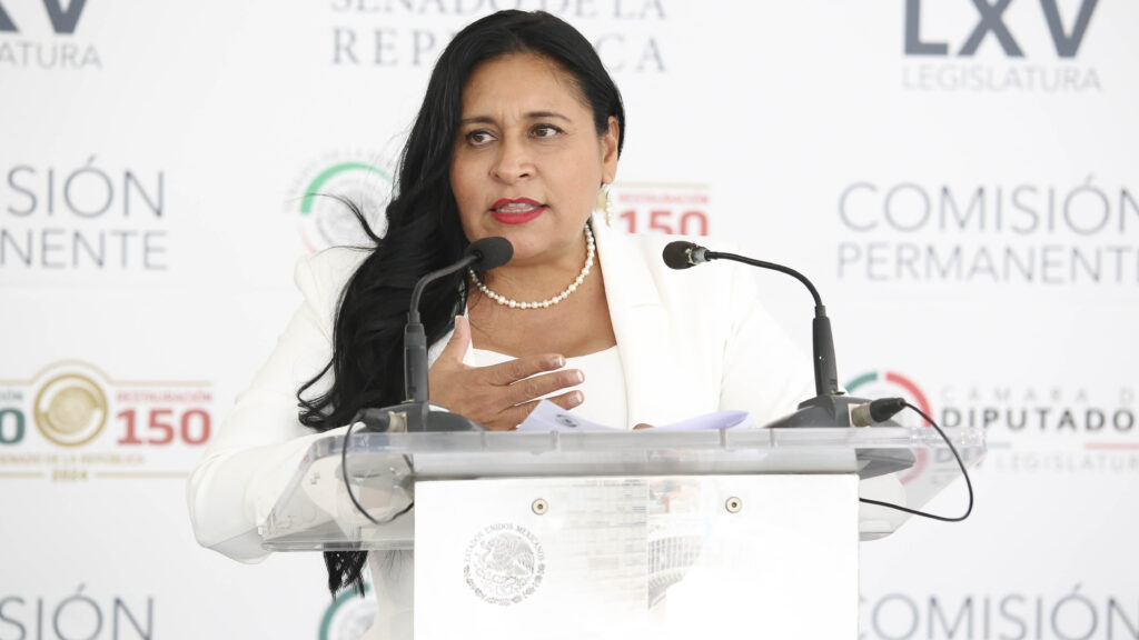 Llama presidenta del Senado a SCJN a actuar con mesura y respetar autonomía del Poder Legislativo