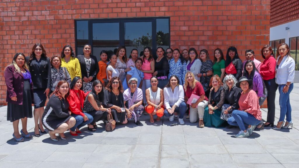 CELEBRA IEM GRADUACIÓN DE “ABC DE CANDIDATAS: CAPACITACIÓN PARA LA CONSTRUCCIÓN DEL PROYECTO ELECTORAL DE LAS MUJERES ACTIVAS POLÍTICAMENTE EN TLAXCALA”