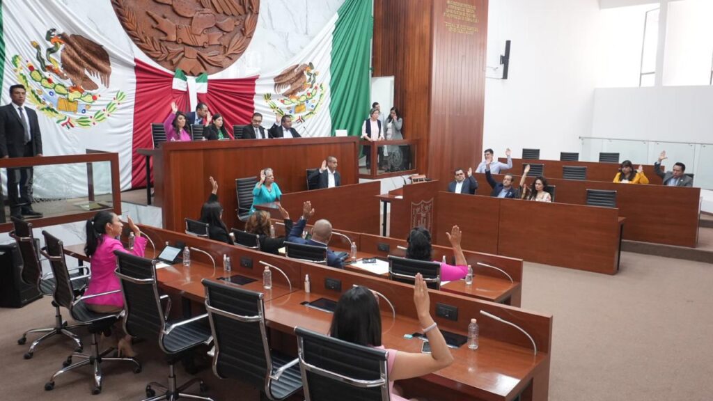 Inscribirá Congreso local con letras doradas “Universidad Autónoma de Tlaxcala” en el Muro de Honor