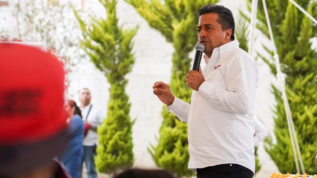Fomentar el bienestar de las mujeres huamantlecas es mi compromiso: Carlos Santiago Pimentel