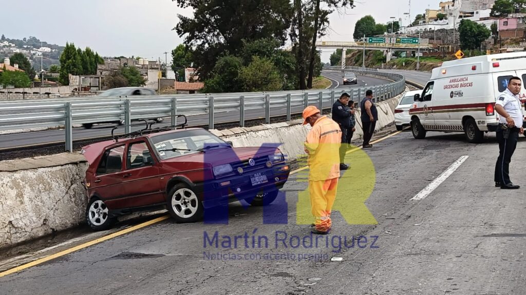 Se registra choque múltiple en la autopista Apizaco-Tlaxcala zona Tizatlán