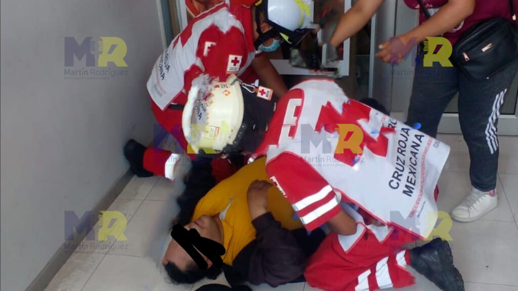 Asalto violento en banco de Apizaco deja un baleado y gran suma de dinero robada
