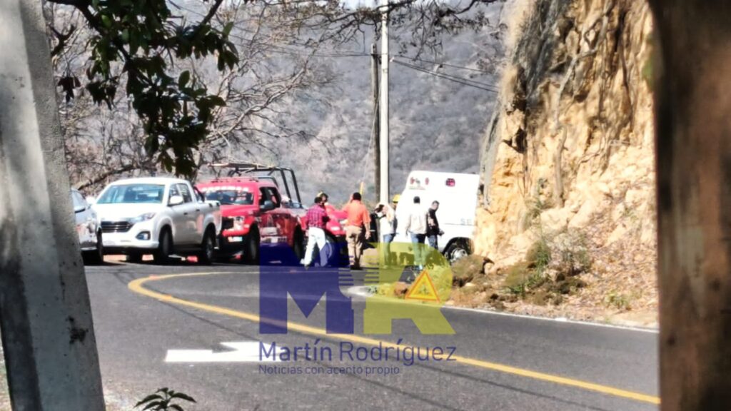Enconstalado y en avanzado estado de putrefacción localizan cadáver en barranca de Panotla