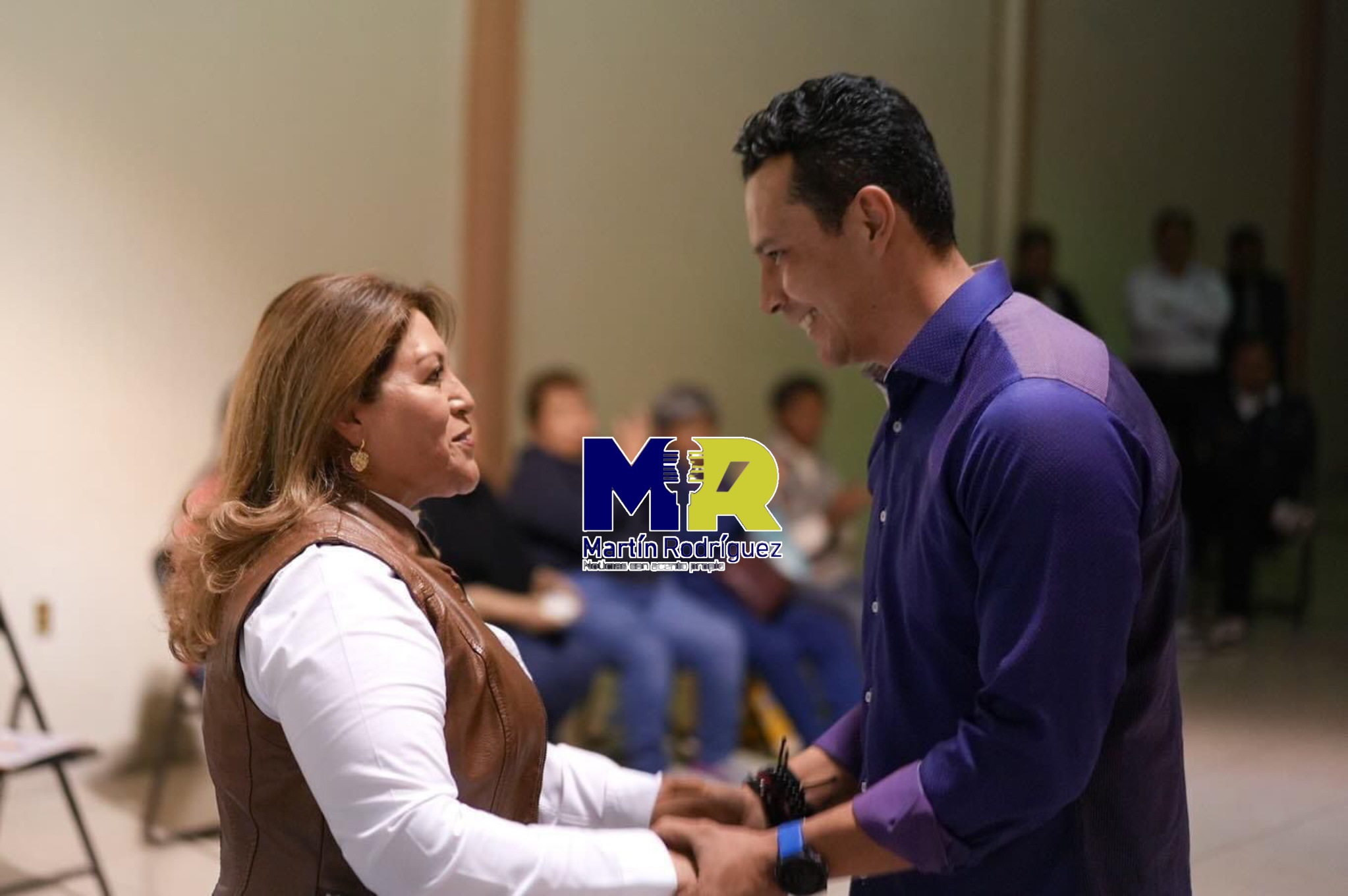 Azaín Ávalos y la actual síndico de Apetatitlán hablan de continuidad, afirman integrantes del Cabildo.