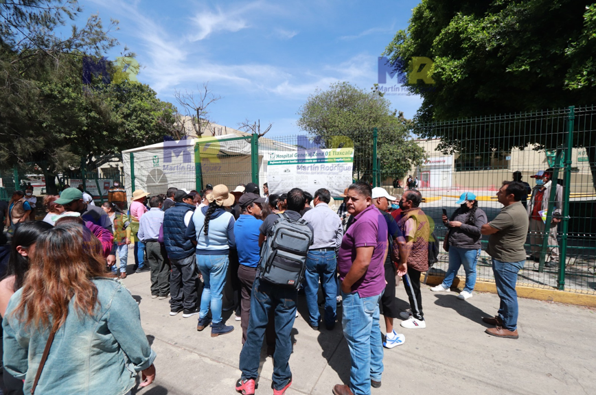Develan familiares de enfermos renales licitación opaca del IMSS, para cambiar empresa de hemodiálisis